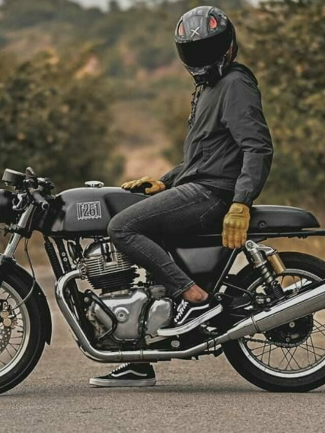 Motivos para não andar de moto com tênis