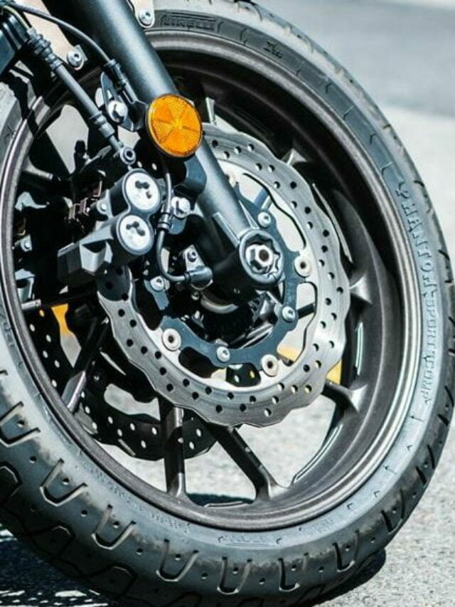 Como calibrar o pneu da moto de forma correta?